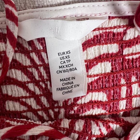 H&M Red and White Leaf Print Smocked Sundress – Size XS – NEVER WORN - Picture 4 of 5